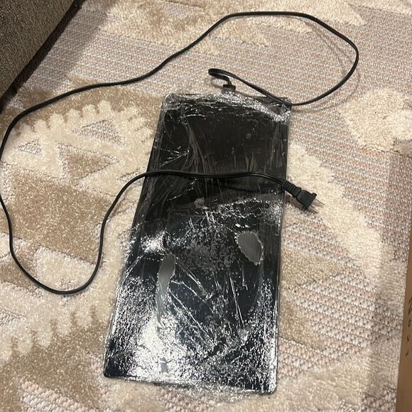 IPower reptile heat pad 8x18 inch 24w under tank terrarium warming heat mat - Picture 2 of 6